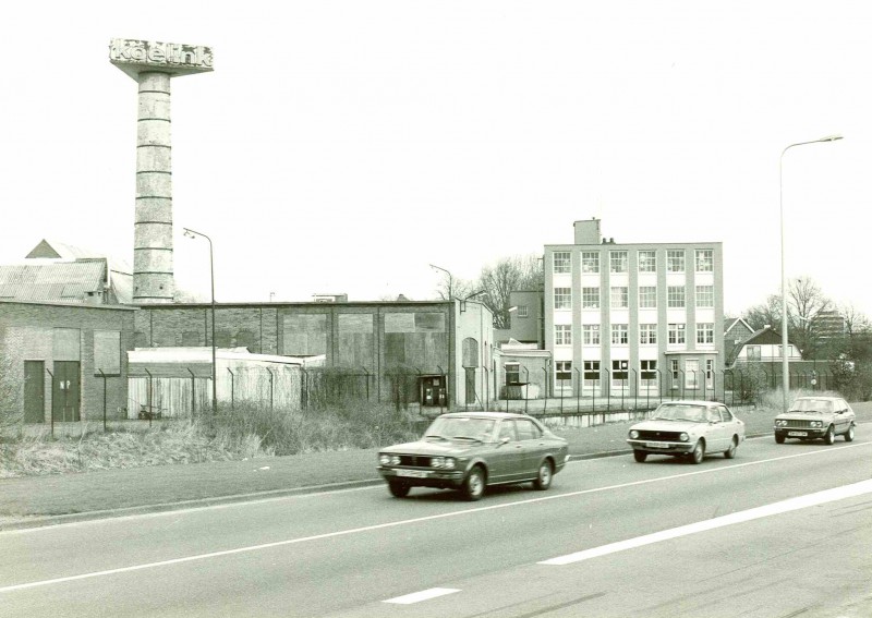 Volksparksingel 21 Westerval maart 1980 v.m. Textielfabriek Holland.jpg