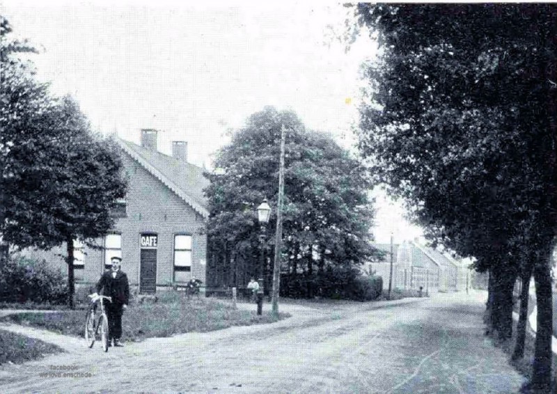 Parkweg ter hoogte van nu Volksparksingel.jpg