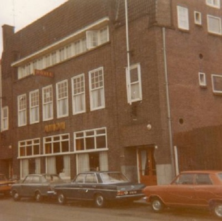 Deurningerstraat 27 Hotel Avion.jpg