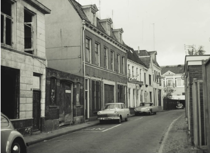 Walstraat 65-67-69-71 richting Marktstraat 13-11-1970.jpg