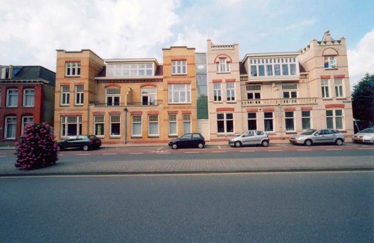 Ripperdastraat 23-29 Voorzijde gerestaureerde woningen.jpg