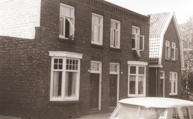 Lage Bothofstraat 406-408 woningen 1967.jpg