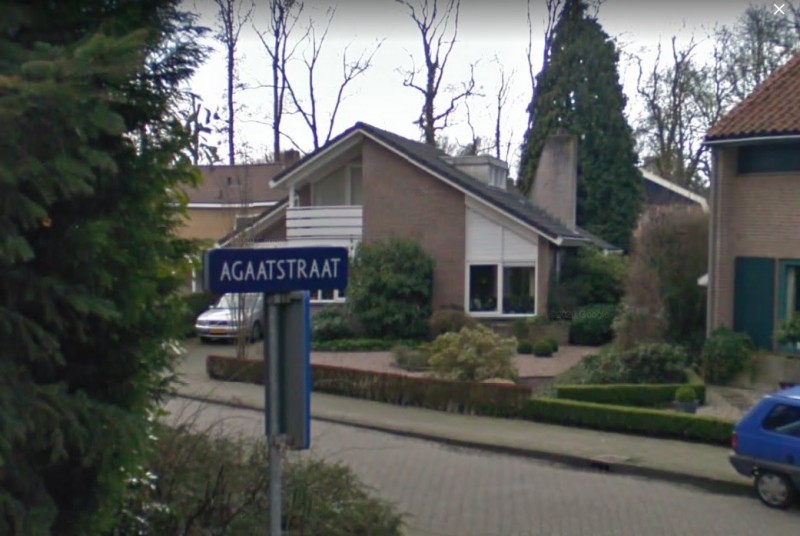 Agaatstraat straatnaambord.jpg