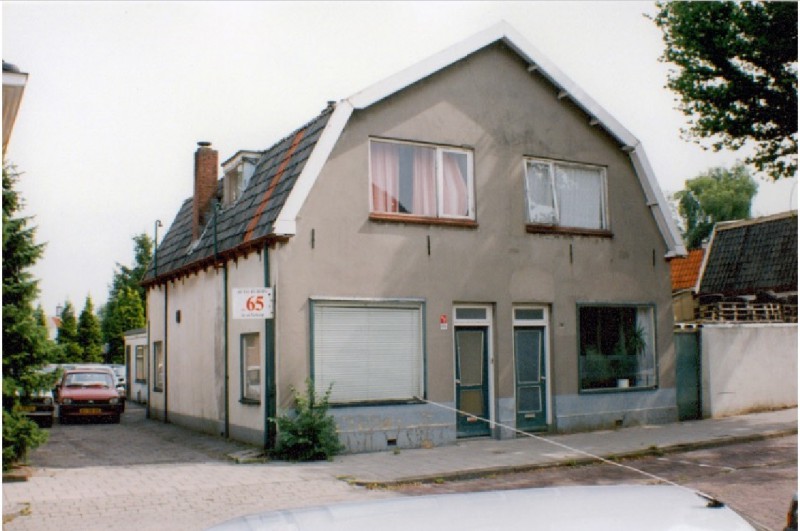 Javastraat 65 Dubbel woonhuis is inmiddels weg. Er staat nu een appartementencomplex 1993.jpg