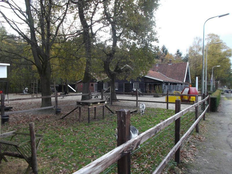 Weerseloseweg 356  Restaurant Kleinsman met speeltuin.JPG