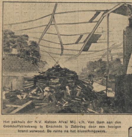 Cromhoffsbleekweg pakhuis N.V. Katoen Afval Mij. v.h. M. van Dam. krantenfoto Algemeen Handelsblad 30-5-1928.jpg