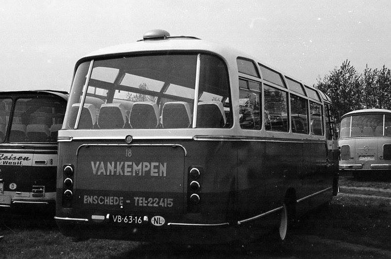 van Kempen reisbus.jpg