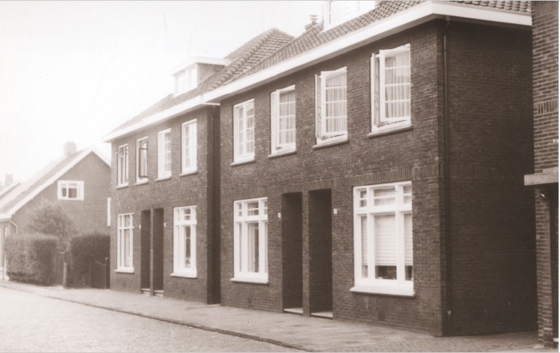 Esstraat 95-101 woningen 1967.jpg