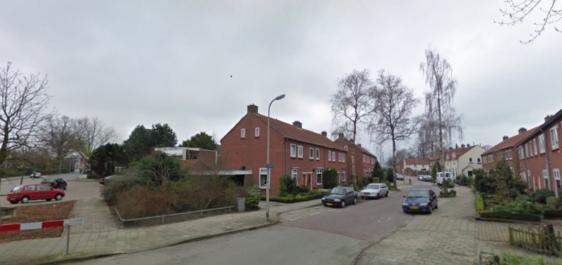Riouwstraat 1 links vanaf Madioenstraat.jpg