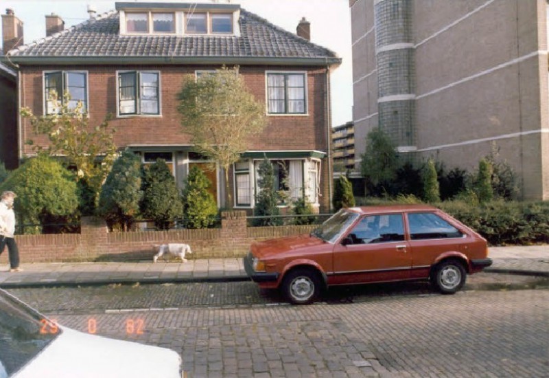 Kneedweg 12-14 woningen 1982.jpg