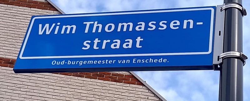 Wim Thomassenstraat straatnaambord.jpg