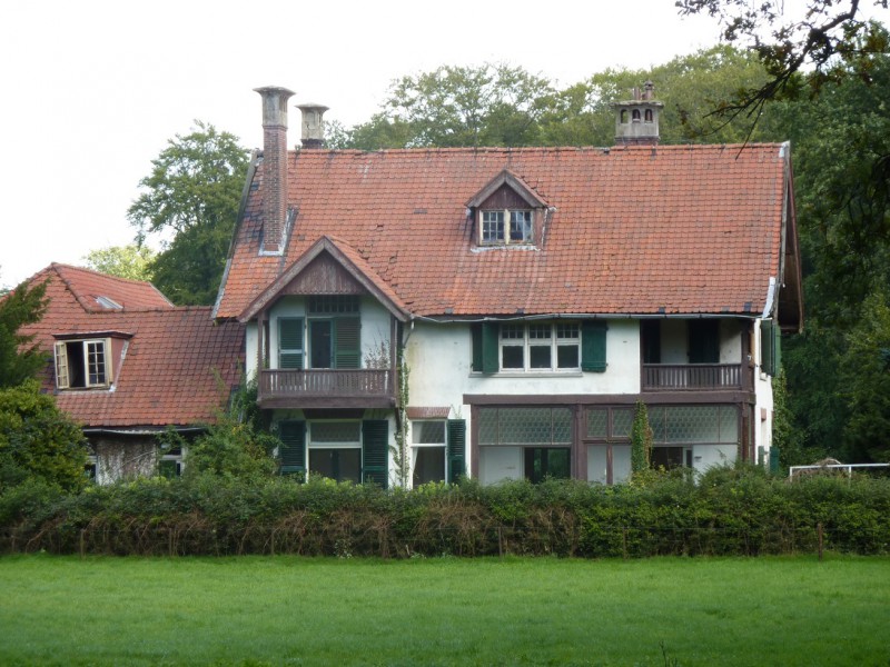 Oldenzaalsestraat 455 landhuis Welna rijksmonument.JPG