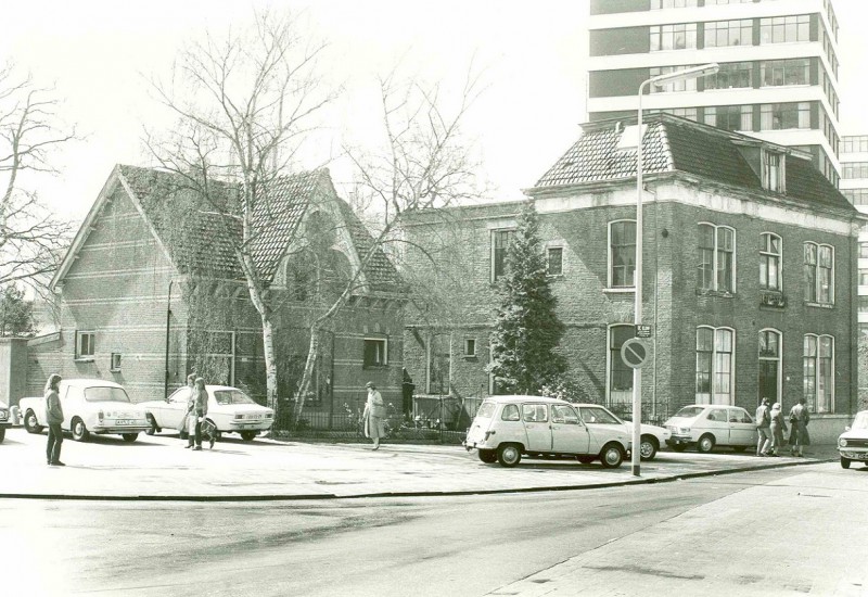 Gronausestraat 48-50 nu De Klomp 220 Herenhuis van de familie ter Kuile 1982.jpg