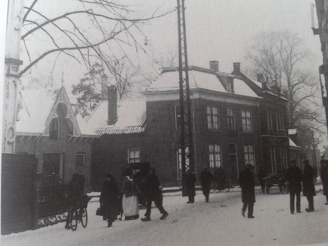 Gronausestraat 46-50 hoek Lipperkerkstraat de klomp,hoek espoortstraat.jpg