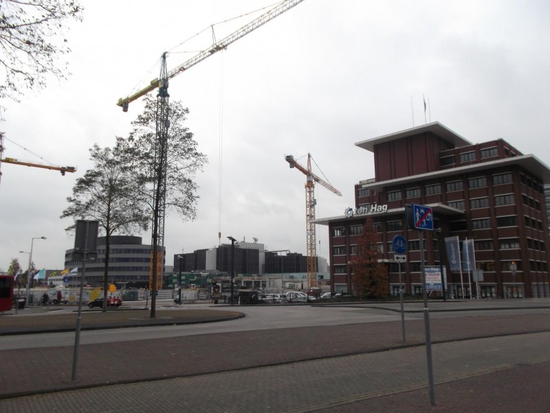 Ziekenhuis in aanbouw met toekomstig Koningsplein.JPG