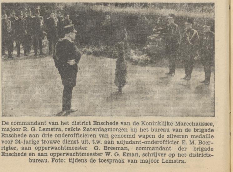 Commandant brigade Koninklijke marechaussee district Enschede krantenbericht 27-8-1951.jpg
