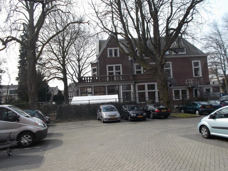 Ripperdastraat 8 achterkant vroeger villa A.H. Ledeboer.JPG