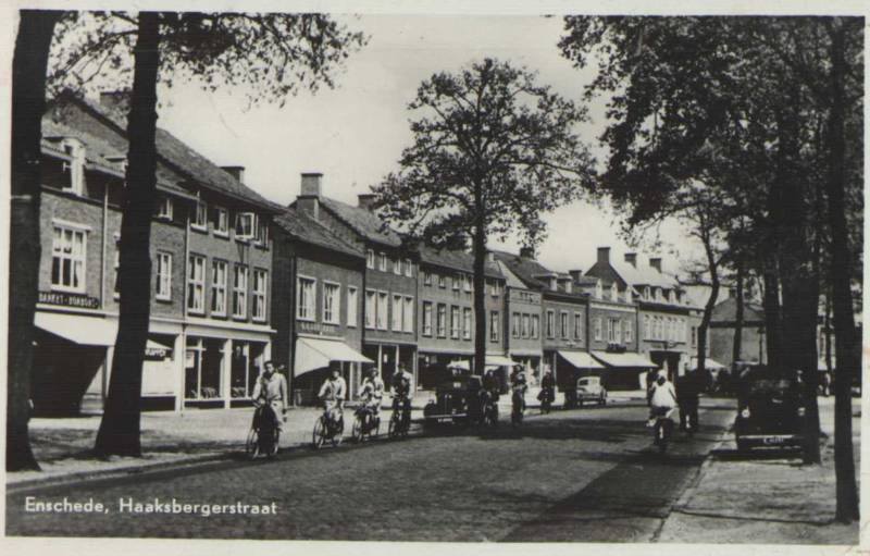 Haaksbergerstraat 312-350 Voorstad na wederopbouw.jpg