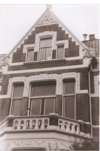 Haaksbergerstraat 62 Voorgevel van pand..jpg