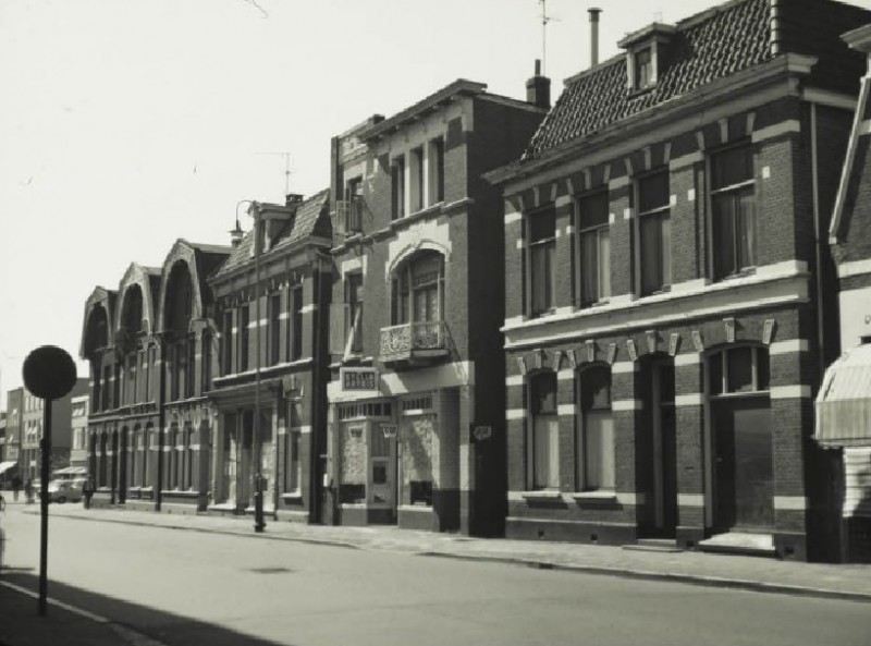 Haaksbergerstraat 86-96 panden 8-9-1991.jpg