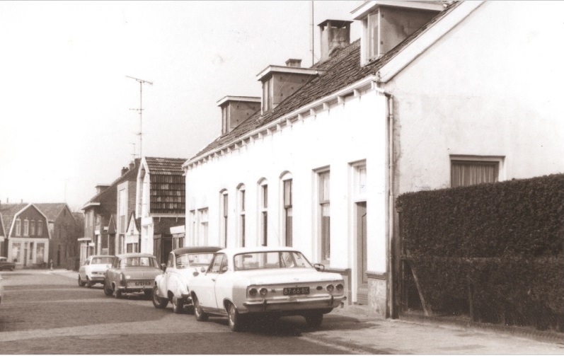 Esstraat 15-21 woningen 1967.jpg