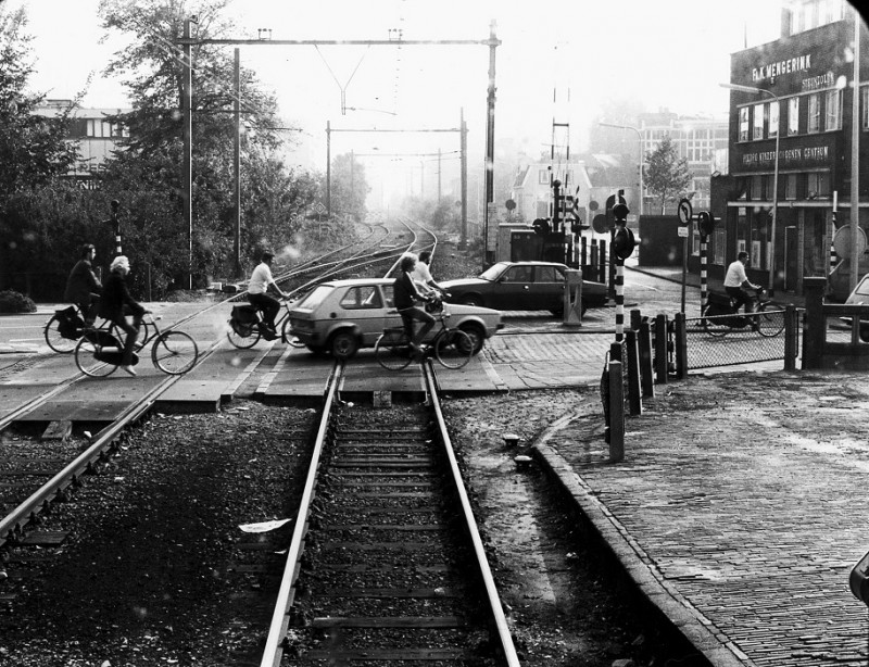 Hengelosestraat 30B Mengerink  spoor naar Gronau rechts  Parallelweg en Molenplein uiterst rechts Stationsplein.jpg