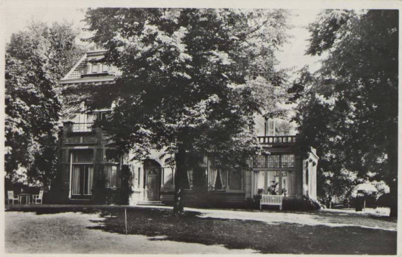 Gronausestraat 127 hoek Marthalaan Villa Merelhof in betere tijden..jpg