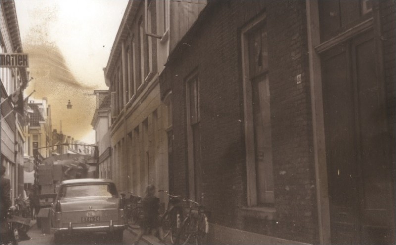 Stadsgravenstraat 44-48 voorzijde panden 1967.jpg