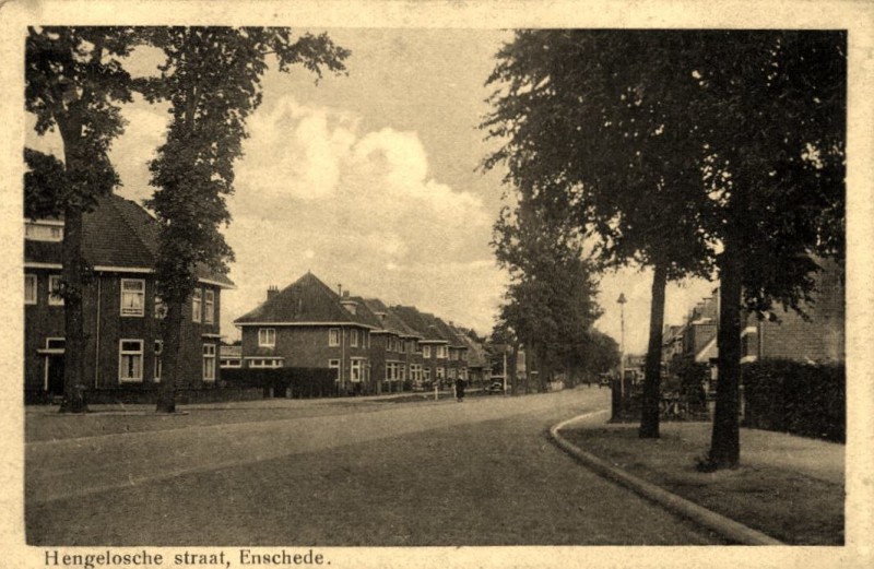 Hengelosestraat 141-143 vroeger Hengeloschestraat.JPG