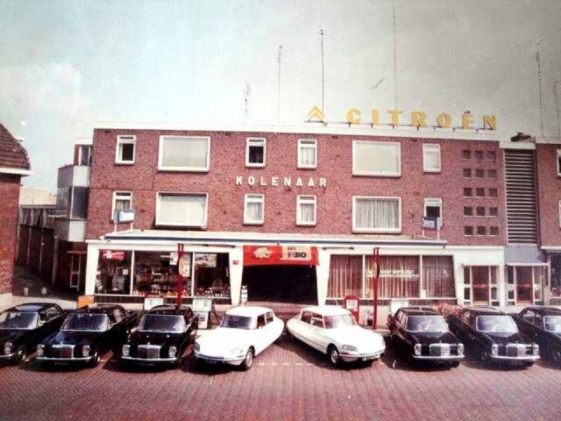 Deurningerstraat 28 garage Kolenaar taxi.jpg