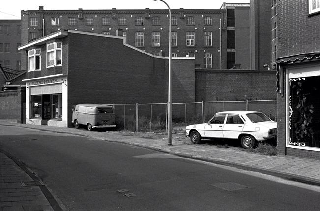 Van lochemstraat 12 vleeschhouwerij naast oude pand kattepoel.jpg