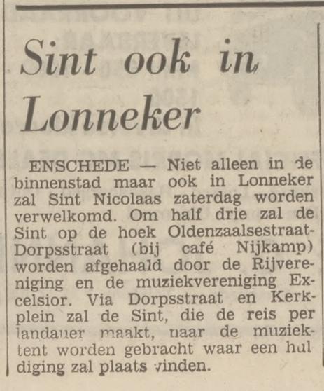 Oldenzaalsestraat hoek Dorpsstraat Lonneker cafe Nijkamp krantenbericht Tubantia 16-11-1971.jpg