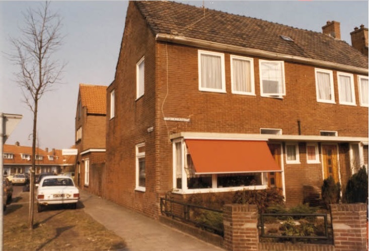 Haaksbergerstraat 578 hoek Gerststraat 1977.jpg