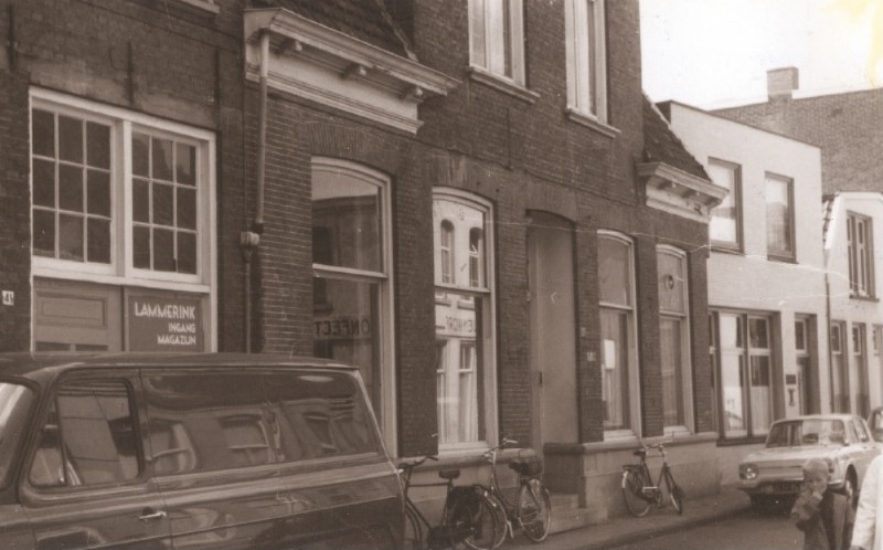 Walstraat 41-43 met o.a. pand Lammerink 1967.jpg