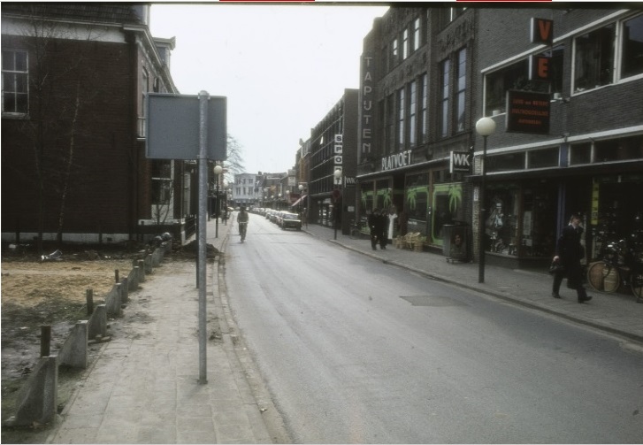Oldenzaalsestraat 53 winkels 't Oosters Paradijs (vml. pand Platvoet) Reve, Melching en Van Ulzen. jaren 70.jpg