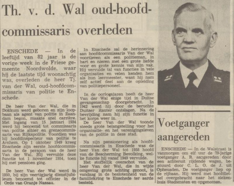 Tj. van der Wal hoofdcommissaris politie overleden. krantenbericht Tubantia 8-6-1971.jpg