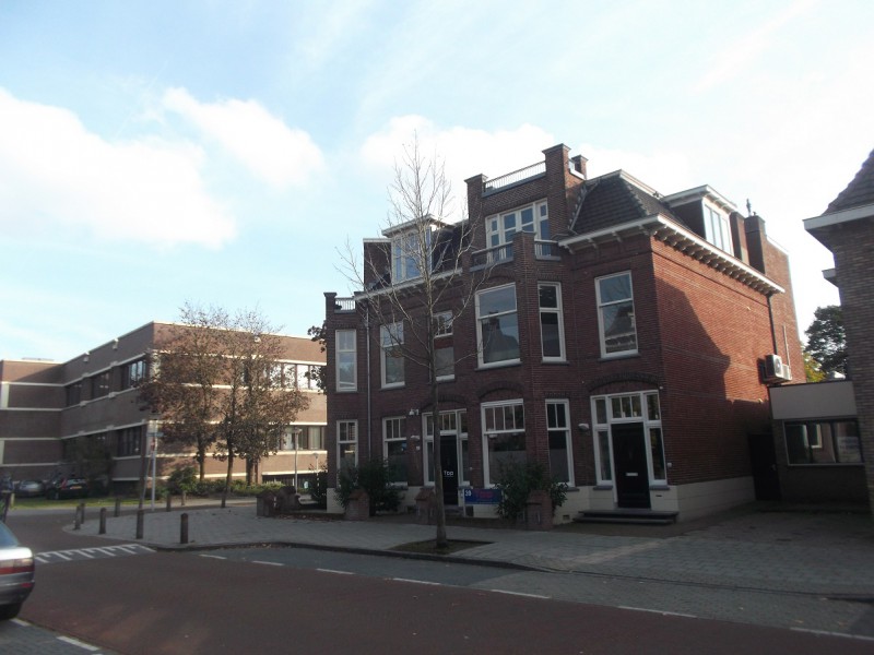 Bisschopstraat 37 hoek Prinsestraat.JPG