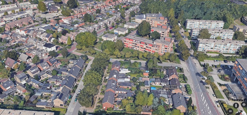 Broekheurnerweg van links onder naar midboven nu Weth Elhorststraat rechts Burg.van Veenlaan met Livio.jpg