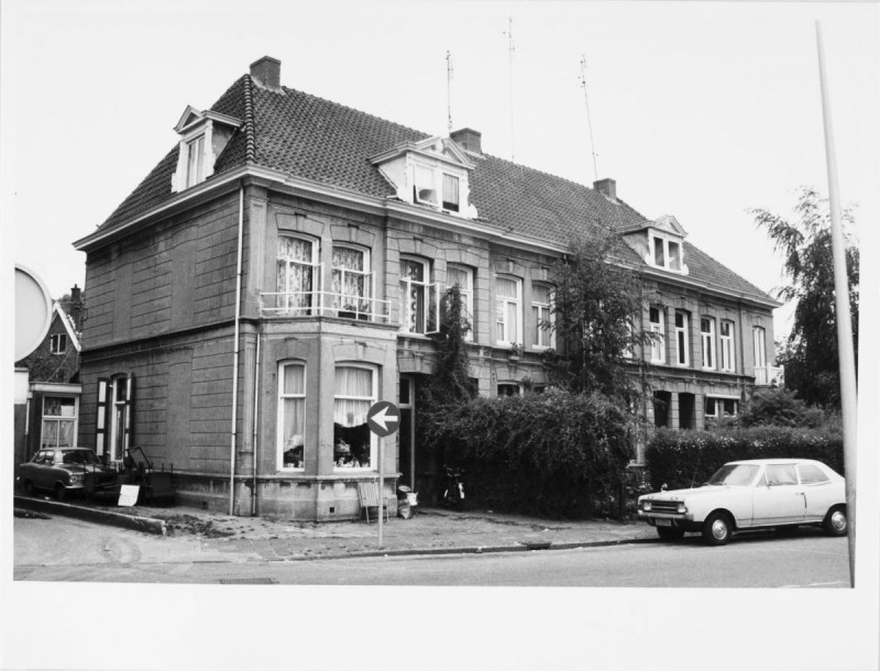 Emmastraat 2-8 gemeentelijk monument.jpg