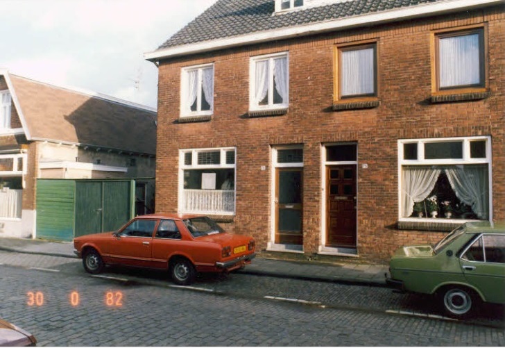 Kneedweg 76-78 woningen 1982.jpg