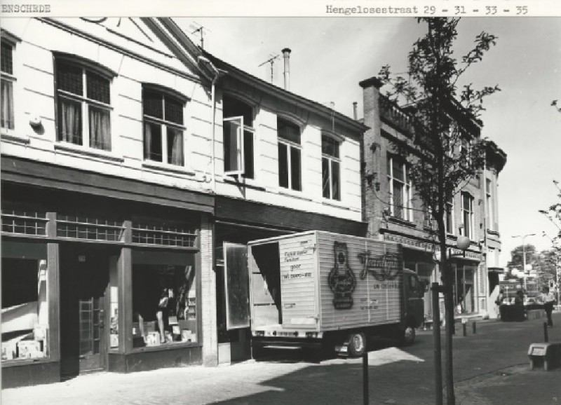 Hengelosestraat 29, 31, 33, 35 e.v. 22-5-1980.jpg