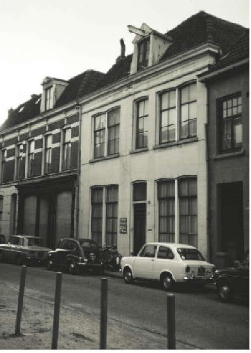 Walstraat 13-17 Voorzijde woonhuis. 13-11-1970.jpg