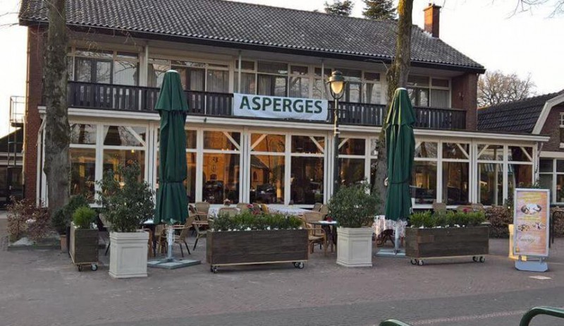 Dorpsstraat 149 Lonneker Hotel Café Restaurant Savenije.jpg