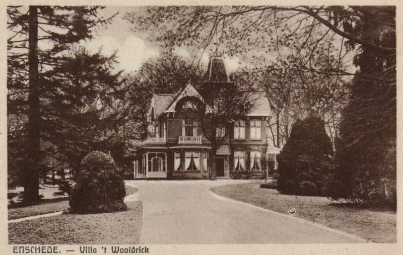 Gronausestraat 12 villa 't Wooldrik.jpg