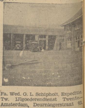 Deurningerstraat 99 Fa. Wed. G.L. Schipholt, Expeditie Twentse IJlgoederendienst Twente-Amsterdam, krantenfoto Tubantia 19-6-1934.jpg