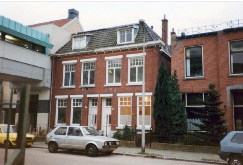 Emmastraat 27 naast loopbrug ziekenhuis.jpg