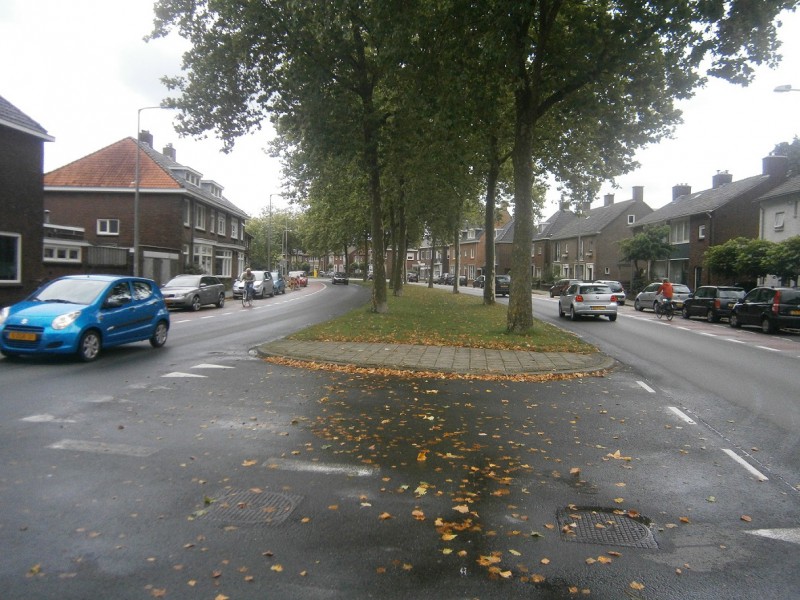 Hogelandsingel 138 links vanaf Hoogstraat richting Boulevard.JPG