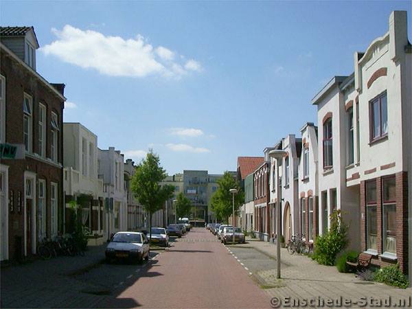 Soendastraat 25-31 rechts.jpg