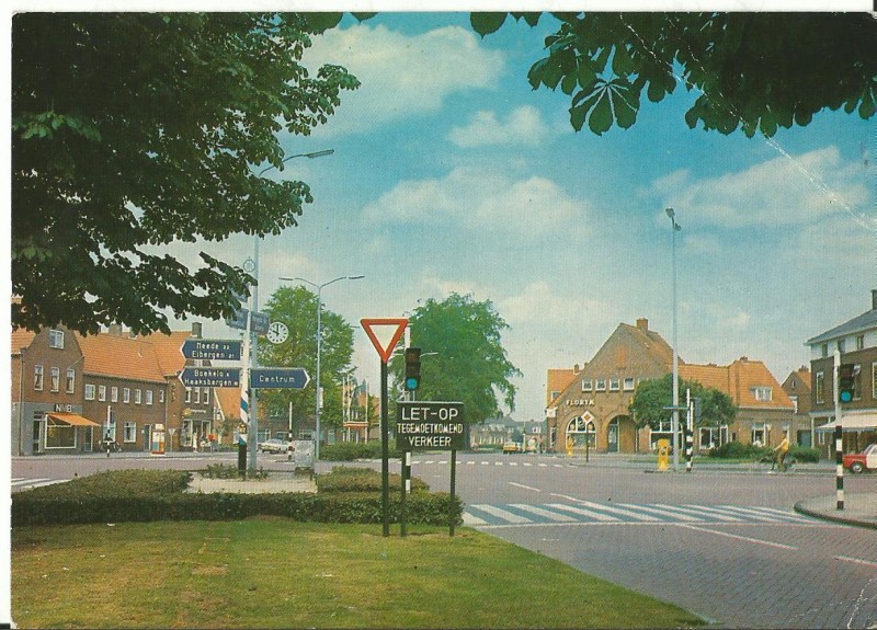 Pathmossingel kruispunt Haaksbergerstraat 1978.jpg