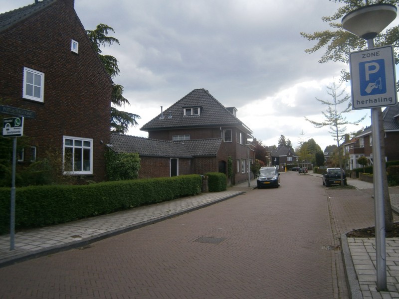 Potgieterstraat 22 links vanaf Staringstraat.JPG